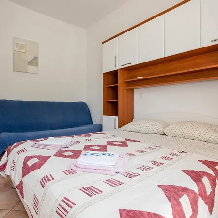 Ferien Haus Mit Bestway Pool Ferienhaus *