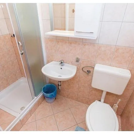Ferien Haus Mit Bestway Pool * Palit